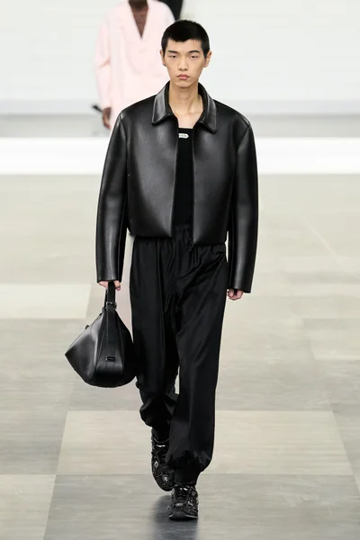 Look 6
